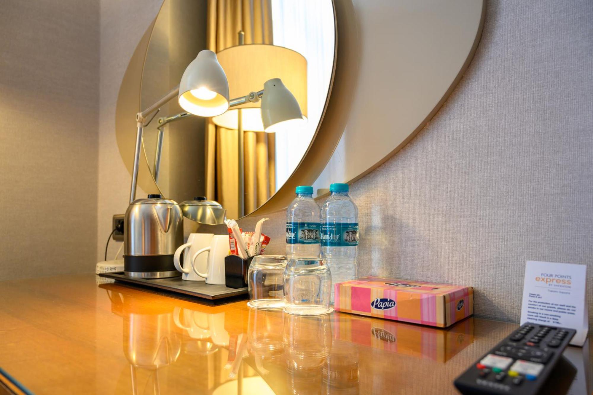 Four Points Flex By Sheraton Istanbul Taksim Square Εξωτερικό φωτογραφία