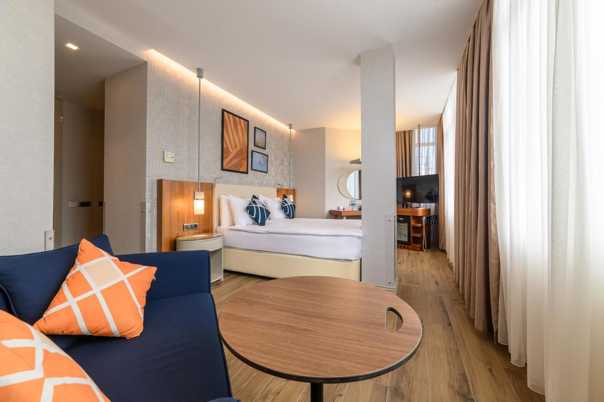 Four Points Flex By Sheraton Istanbul Taksim Square Εξωτερικό φωτογραφία