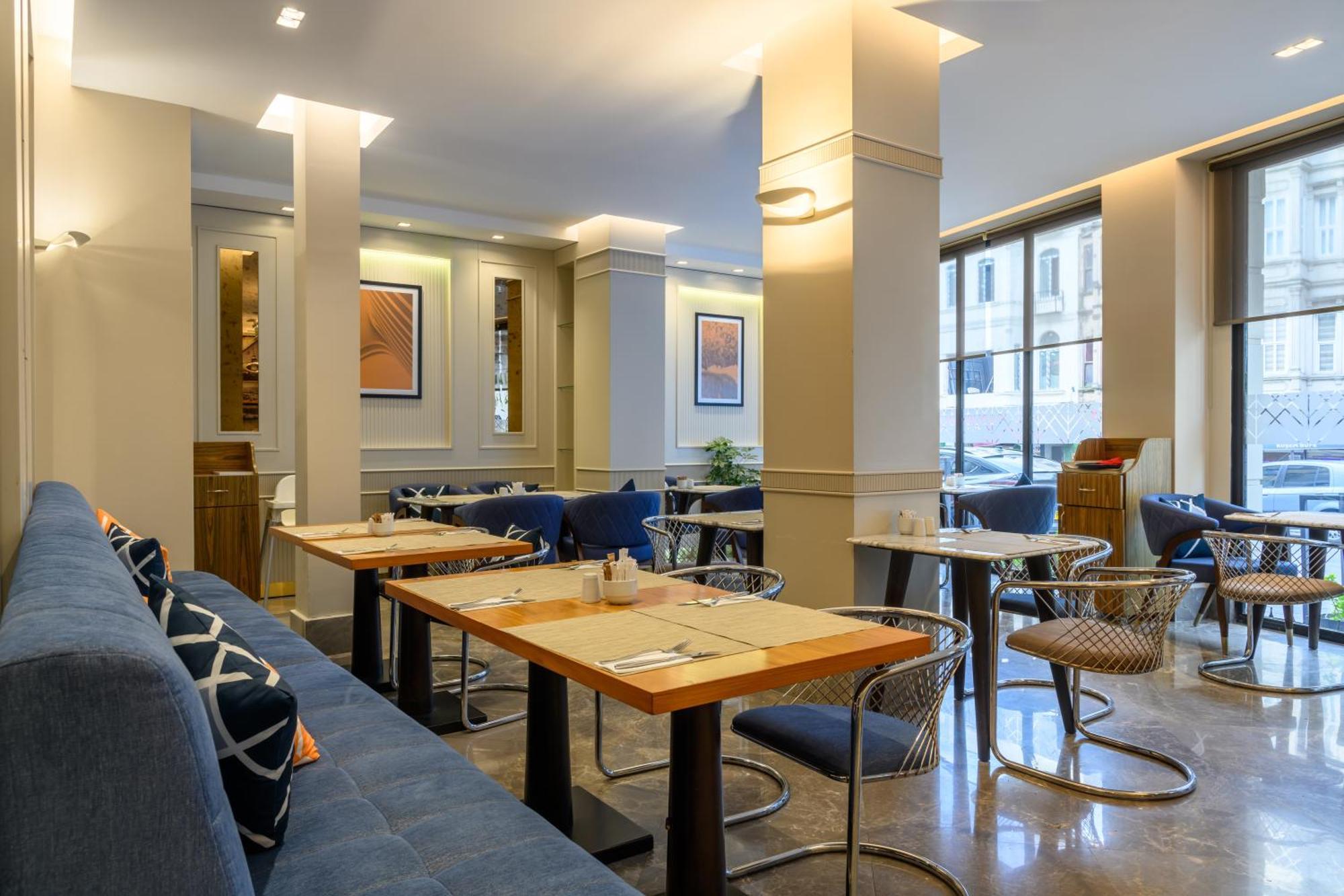 Four Points Flex By Sheraton Istanbul Taksim Square Εξωτερικό φωτογραφία