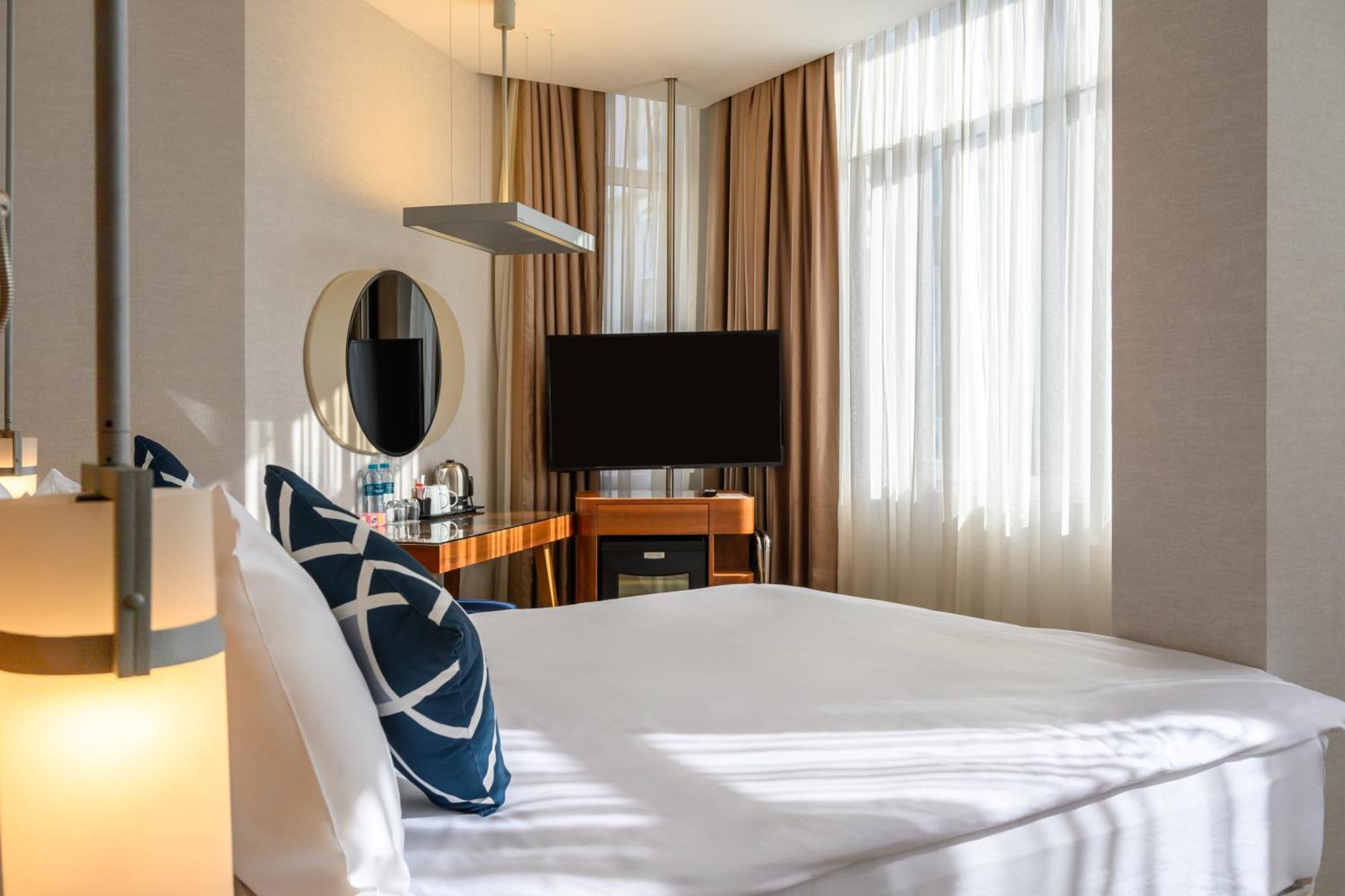 Four Points Flex By Sheraton Istanbul Taksim Square Εξωτερικό φωτογραφία
